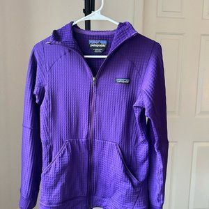 Patagonia Women's R2 Techface Hoodie Purple, Small